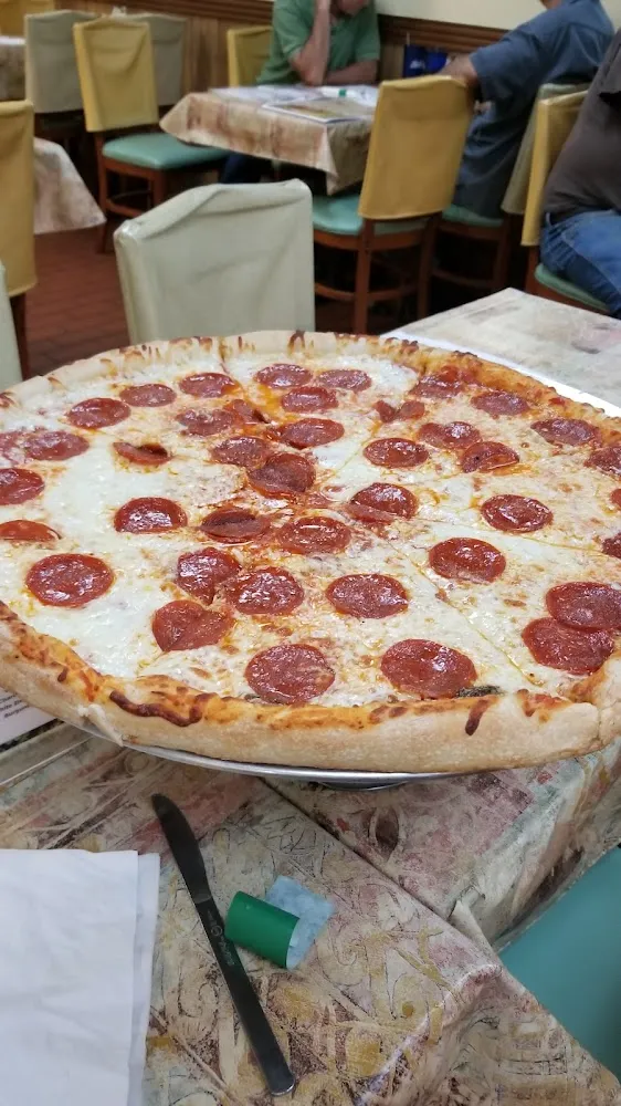 Chesse and Pepperoni Pizza