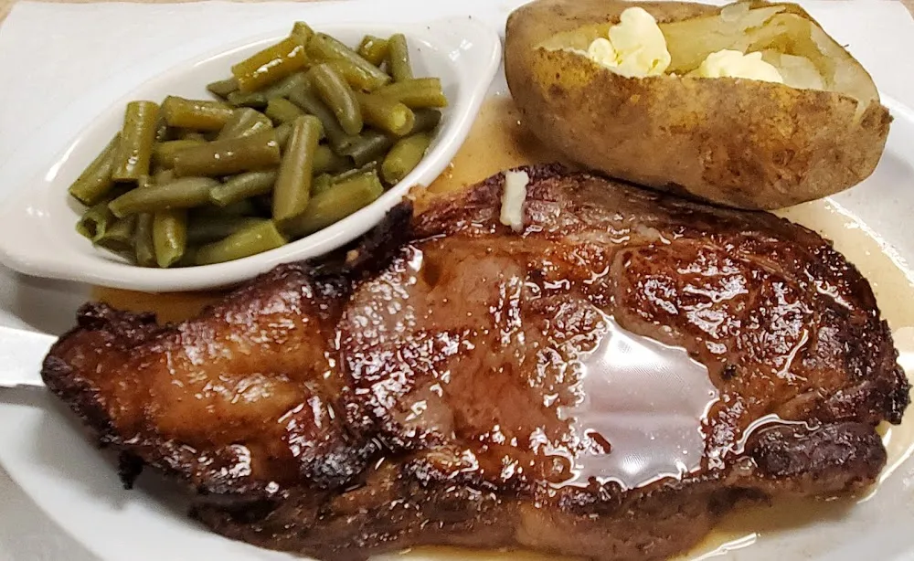 Prime Rib with Au Jus & Sides
